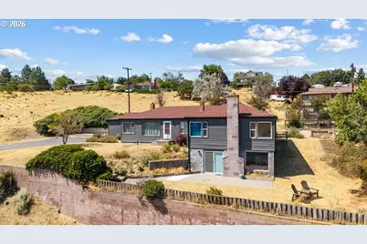 875 W 1st St, Arlington, OR 97812 - Photo 2