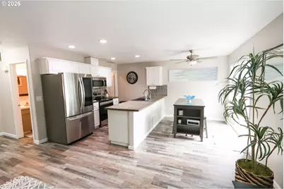 15635 NE 15th Pl, Vancouver, WA 98686 - Photo 8
