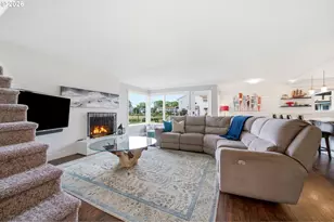 460 N Hayden Bay Dr, Portland, OR 97217 - Photo 8