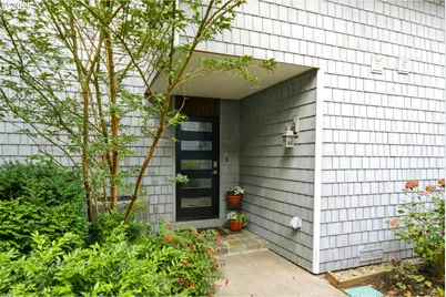 460 N Hayden Bay Dr, Portland, OR 97217 - Photo 4