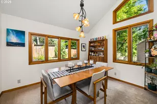2310 Douglas Dr, Eugene, OR 97405 - Photo 16
