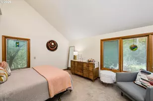 2310 Douglas Dr, Eugene, OR 97405 - Photo 22