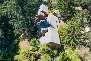 2310 Douglas Dr, Eugene, OR 97405 - Photo 46