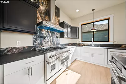 120 Victoria Cir, Kalama, WA 98625 - Photo 10