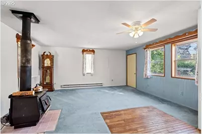 387 E Linden Way, Heppner, OR 97836 - Photo 4