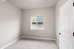 909 Durham Ave, Sutherlin, OR 97479 - Photo 28