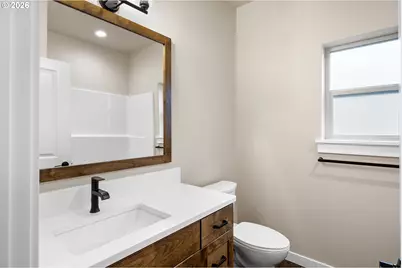 909 Durham Ave, Sutherlin, OR 97479 - Photo 34