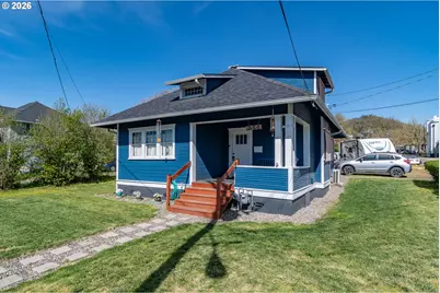 334 NE Nash St, Roseburg, OR 97470 - Photo 2