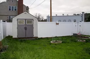 334 NE Nash St, Roseburg, OR 97470 - Photo 16