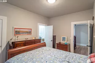 334 NE Nash St, Roseburg, OR 97470 - Photo 10