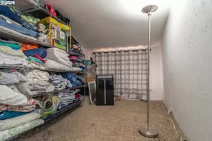 334 NE Nash St, Roseburg, OR 97470 - Photo 24