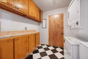 2916 Columbia Heights Rd, Longview, WA 98632 - Photo 28