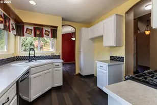 425 Northstar Ct, Columbia City, OR 97018 - Photo 8