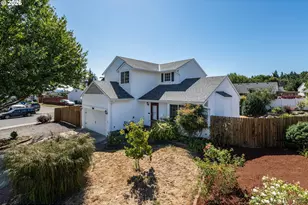 425 Northstar Ct, Columbia City, OR 97018 - Photo 2