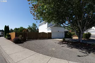 425 Northstar Ct, Columbia City, OR 97018 - Photo 24