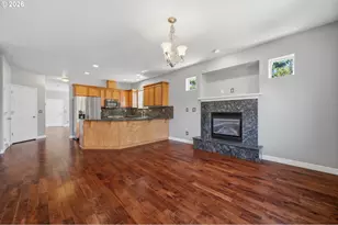 17325 SE Sherman St, Portland, OR 97233 - Photo 8