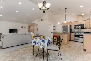 2279 Clear Vue Ln, Springfield, OR 97477 - Photo 10