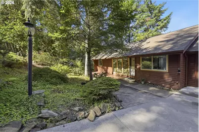 2811 Timberline Dr, Eugene, OR 97405 - Photo 4