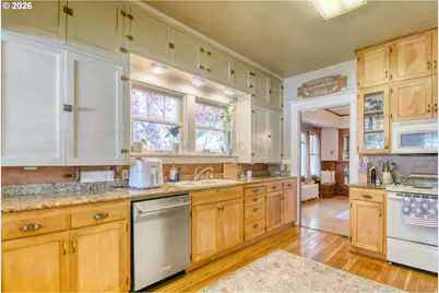 206 S 3rd St, Athena, OR 97813 - Photo 10