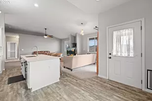 4977 Manning Ct, Salem, OR 97305 - Photo 14