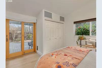 10409 SE 11th St, Vancouver, WA 98664 - Photo 32