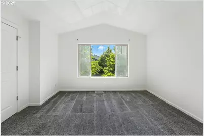 7802 SE Sporri Ln #21, Milwaukie, OR 97267 - Photo 4