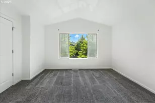 7802 SE Sporri Ln, Milwaukie, OR 97267 - Photo 4