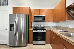 7802 SE Sporri Ln, Milwaukie, OR 97267 - Photo 12