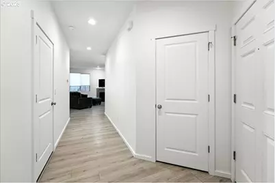 7802 SE Sporri Ln #21, Milwaukie, OR 97267 - Photo 6