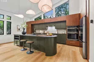 8014 SW 54th Ave, Portland, OR 97219 - Photo 10