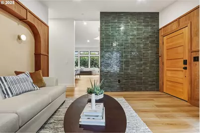 8014 SW 54th Ave, Portland, OR 97219 - Photo 8