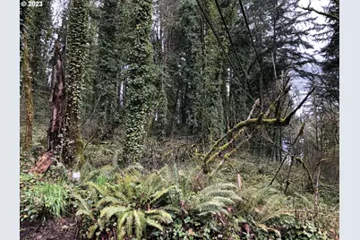 19088 Barton Rd, Lake Oswego, OR 97034 - Photo 2