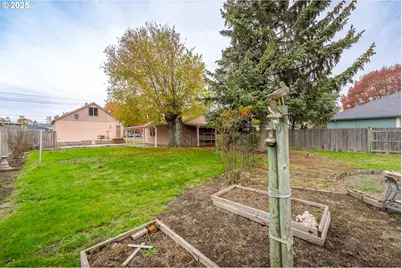 505 Broad St S, Monmouth, OR 97361 - Photo 18