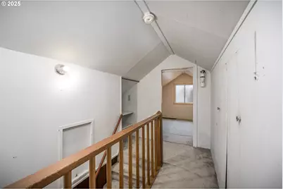 505 Broad St S, Monmouth, OR 97361 - Photo 12