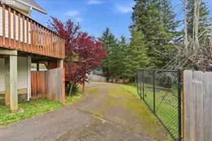 874 N Henry St, Coquille, OR 97423 - Photo 38