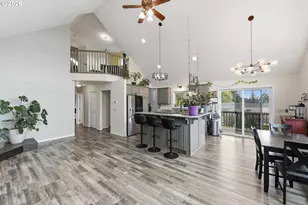 874 N Henry St, Coquille, OR 97423 - Photo 10