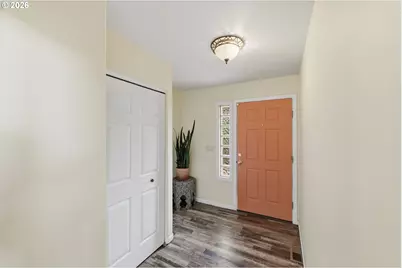 874 N Henry St, Coquille, OR 97423 - Photo 8