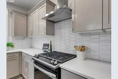 23886 SW Heron Lakes Dr, Sherwood, OR 97140 - Photo 12