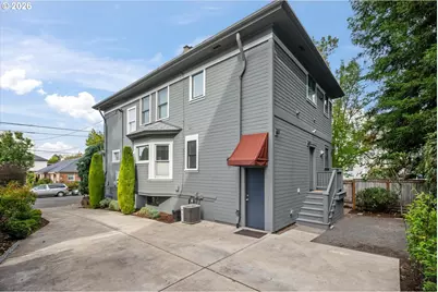 138 NE 18th Ave, Portland, OR 97232 - Photo 36