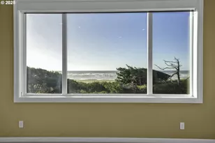 88765 Shoreline Loop, Florence, OR 97439 - Photo 12