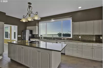 88765 Shoreline Loop, Florence, OR 97439 - Photo 14