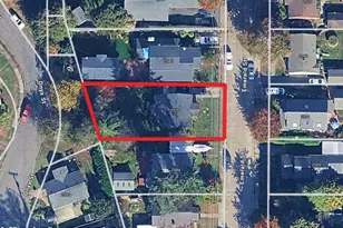 2570 Emerald St, Eugene, OR 97403 - Photo 30