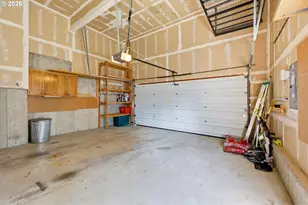 404 SW Overlook Ct, Gresham, OR 97080 - Photo 32