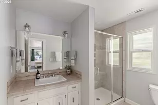 15784 NW Overton Dr, Beaverton, OR 97006 - Photo 24