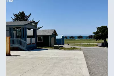 94114 4th St, Gold Beach, OR 97444 - Photo 2