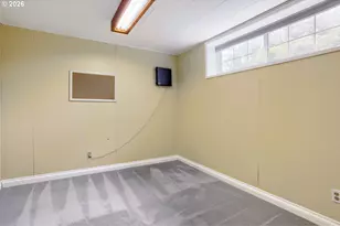 12010 NW Lovejoy St, Portland, OR 97229 - Photo 22