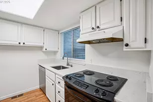 14678 SW 106th Ave, Portland, OR 97224 - Photo 14