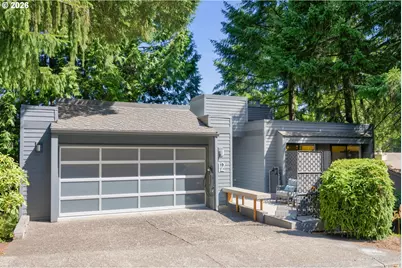 12 Partridge Ln, Lake Oswego, OR 97035 - Photo 2