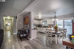 114 Umpqua View Dr, Roseburg, OR 97471 - Photo 8