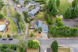 6683 SE Clackamas Rd, Milwaukie, OR 97267 - Photo 40